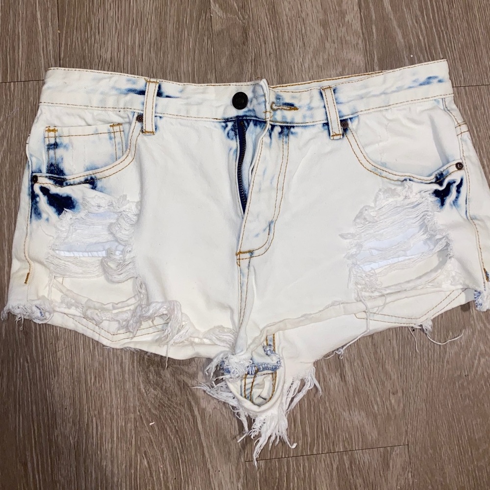 F21 Shortie Jean shorts